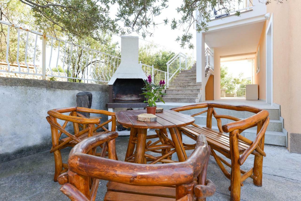 Cecilia Apartments Lun  Εξωτερικό φωτογραφία